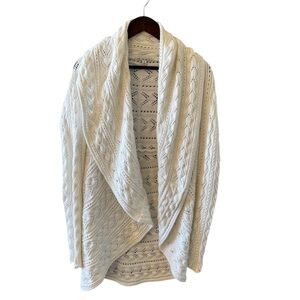 Cabi Circle Sweater - Cream, Size Medium, Excellent Condition